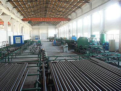 精密光亮管车间